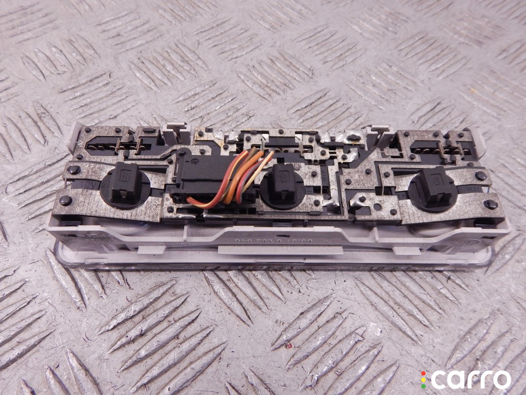 63318364929, 63316962046, 6962046, 8364929 Фонарь салона (плафон) BMW X5-series (E53) 2005г. - фото №3