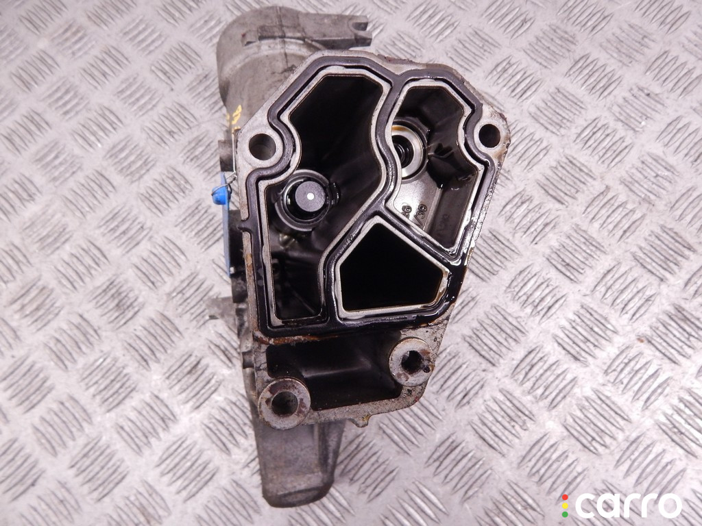 11427786867, 7786867 Корпус масляного фильтра BMW 5-series (E39) 2000г. - фото №4