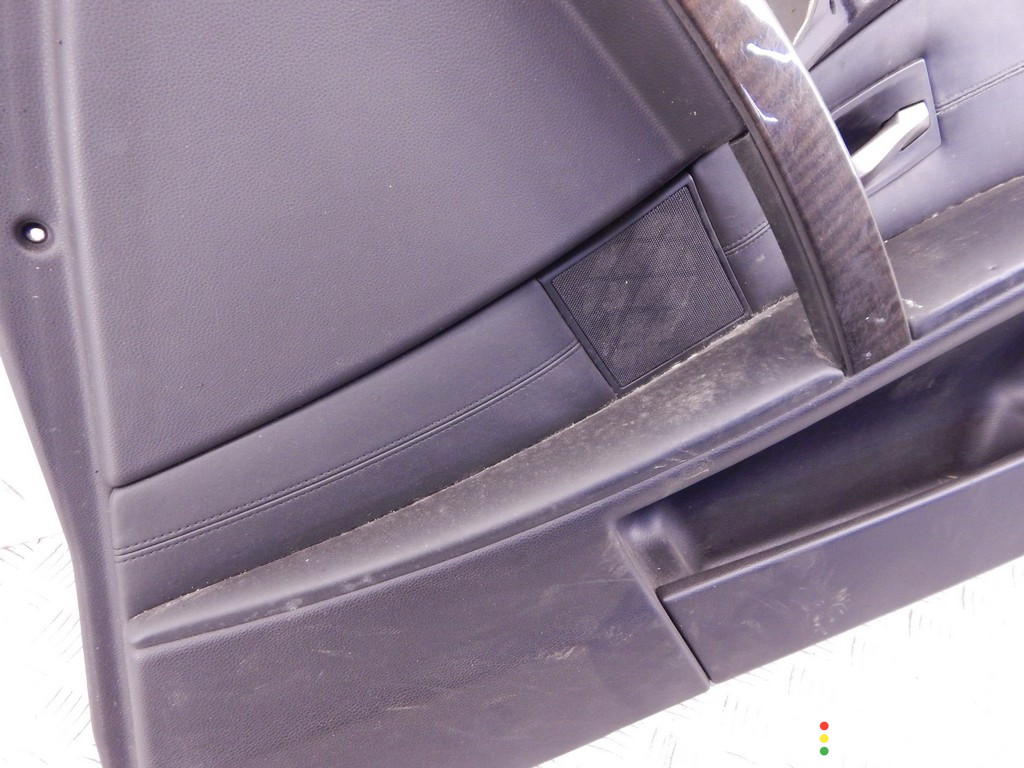 51417076186, 7076186 Обшивка двери передней правой (дверная карта) BMW 5-series (E60/61) 2006г. - фото №3