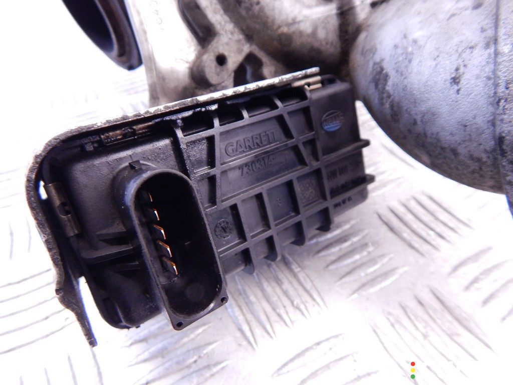 11657796316, 7796316 Турбина BMW X3-series (E83) 2006г. - фото №3