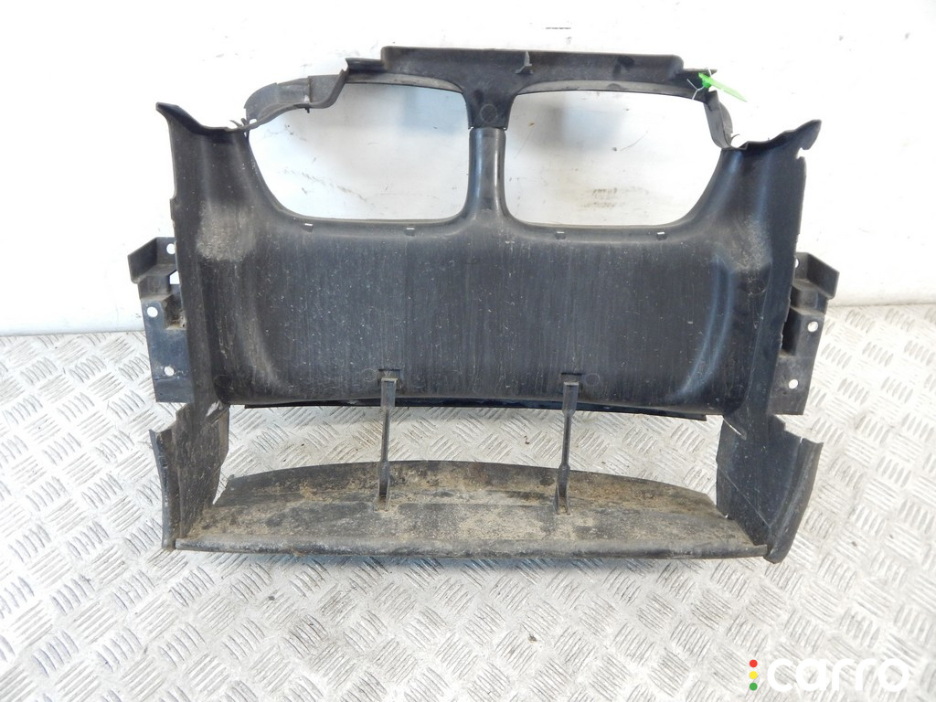 8202831, 51718202831 Воздухозаборник BMW 3-series (E46) 2004г. - фото №1