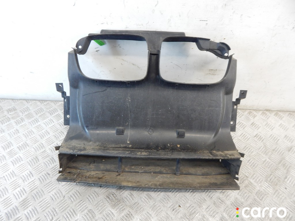 8202831, 51718202831 Воздухозаборник BMW 3-series (E46) 2004г. - фото №2