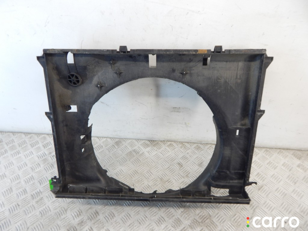 1705580, 17111705580 Диффузор вентилятора BMW 5-series (E39) 2000г. - фото №2