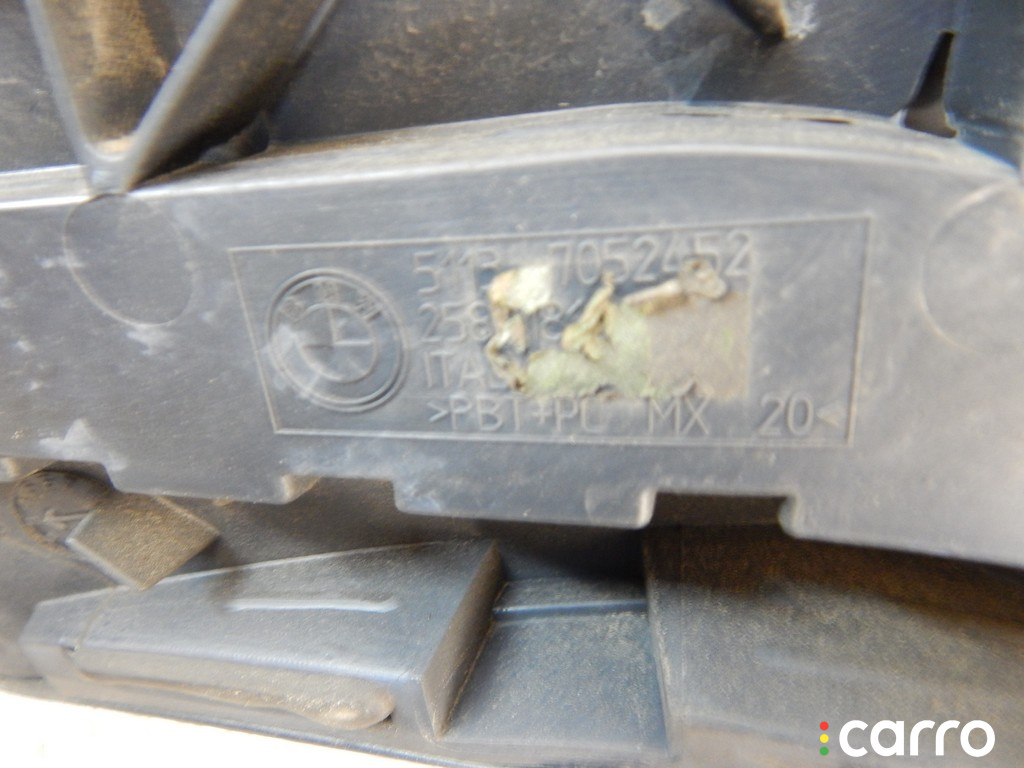 51137052452, 7052452 Молдинг крышки багажника BMW X3-series (E83) 2006г. - фото №3