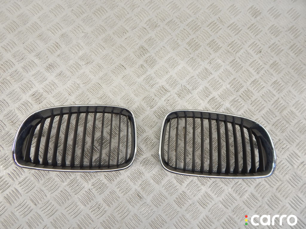 Решетка радиатора BMW 1-series (E87) 2009г. - фото №1