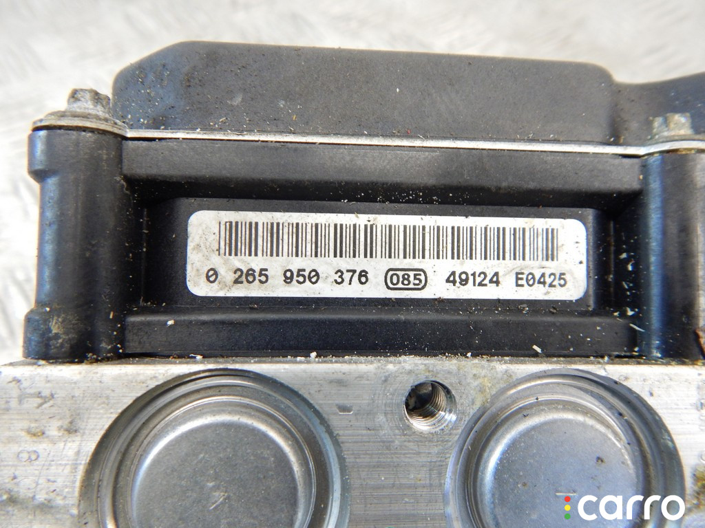 34516769707, 6769707 Блок ABS BMW 5-series (E60/61) 2004г. - фото №4