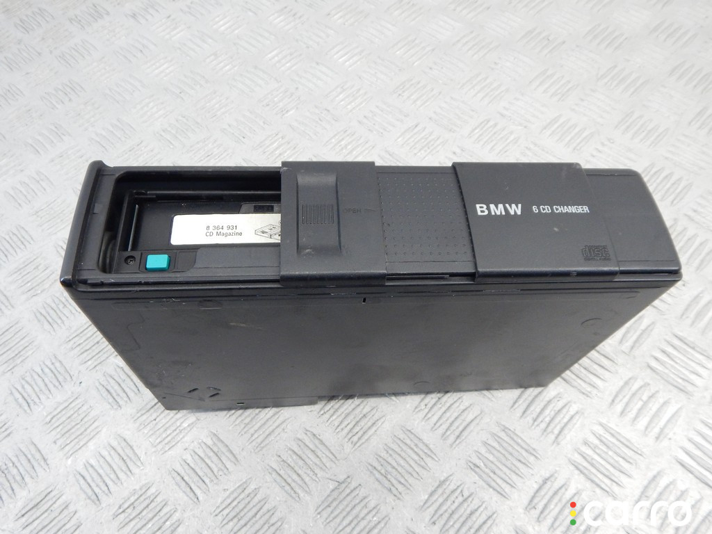 8361584, 65128361584 CD-чейнджер BMW X5-series (E53) 2001г. - фото №1