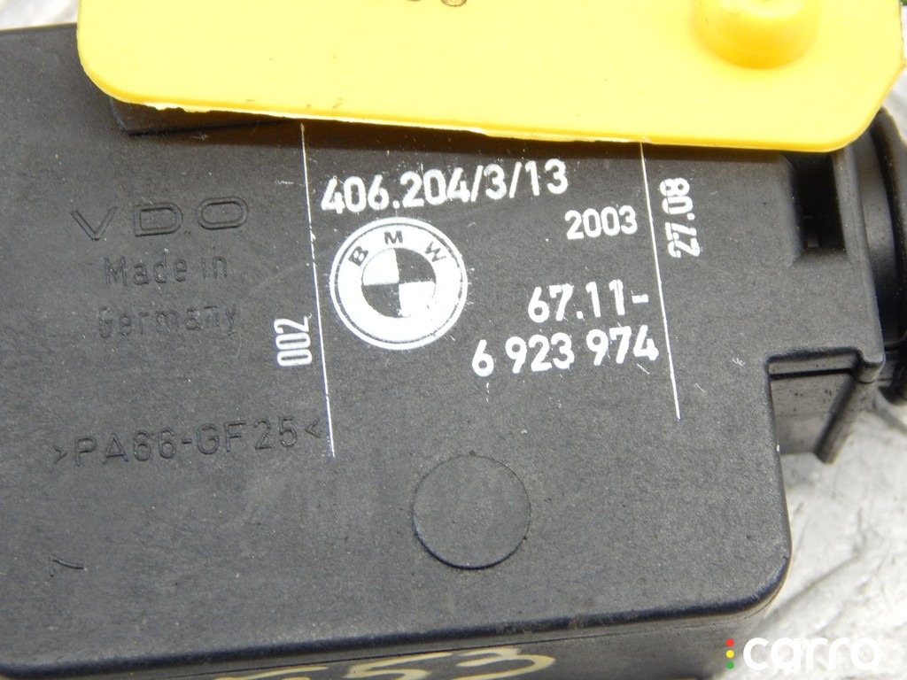67116987636, 6987636, 67116923974, 6923974 Электропривод запирания лючка топливного бака BMW X5-series (E53) 2003г. - фото №2