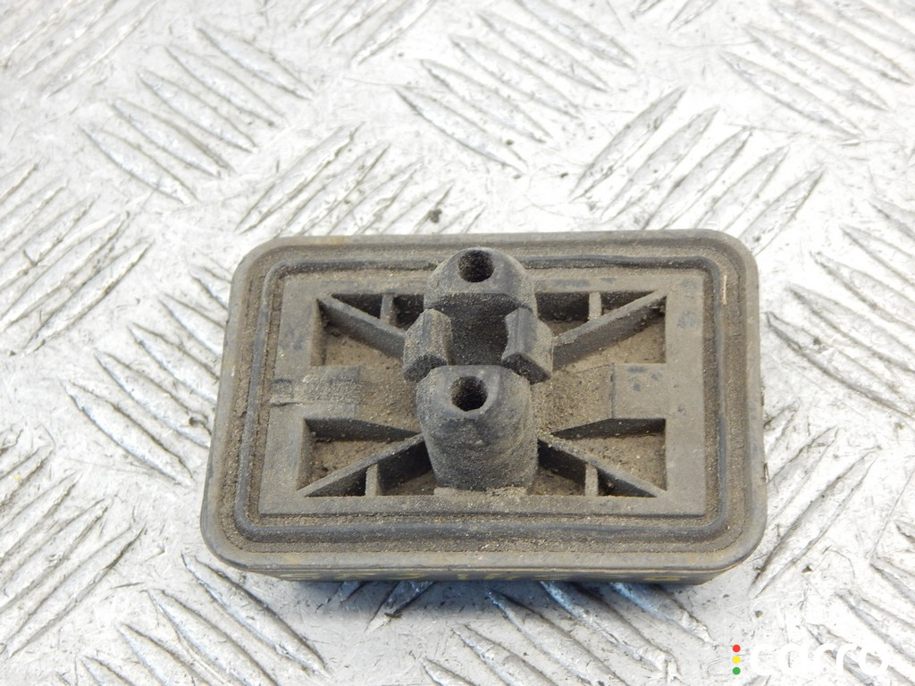 51718268885, 8268885, 51710153103, 0153103, 51718233281, 8233281 Опора под домкрат (поддомкратная подушка) BMW 3-series (E46) 2001г. - фото №2