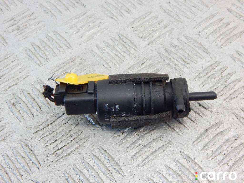 8362154, 8377612, 67128377612, 67128362154, 67120154873, 0154873 Насос (моторчик) омывателя стекла BMW 3-series (E46) 2001г. - фото №1