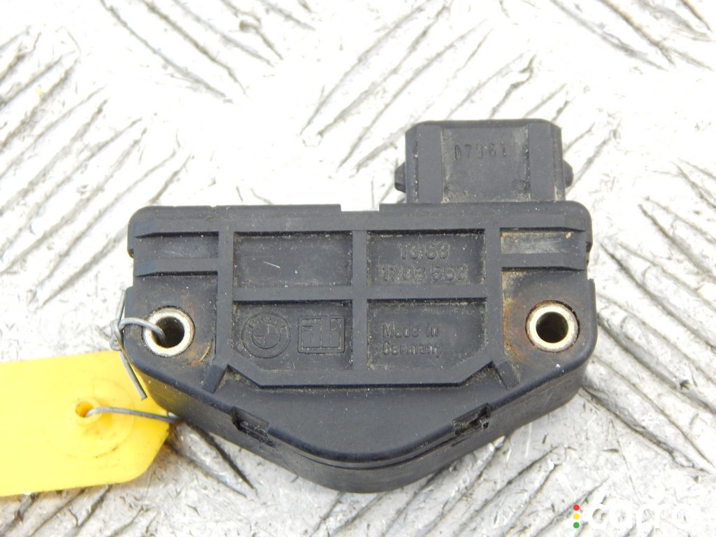 13631703562, 1703562 Датчик положения дроссельной заслонки BMW 5-series (E39) 1996г. - фото №1