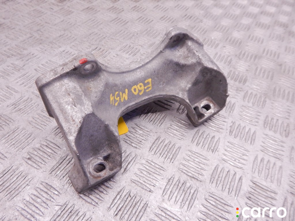 22316761103, 6761103, 22316776523, 6776523 Кронштейн КПП BMW 5-series (E60/61) 2004г. - фото №1
