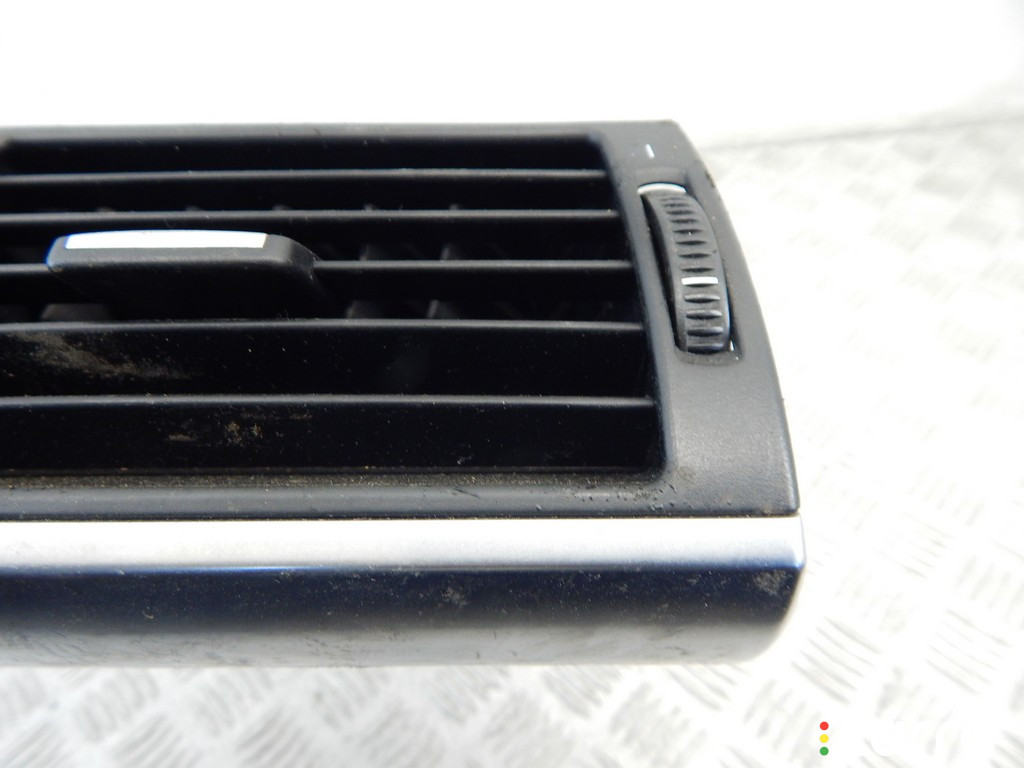 7161801, 64227161802, 64227161801, 7161802 Дефлектор обдува салона BMW X5-series (E70) 2008г. - фото №3