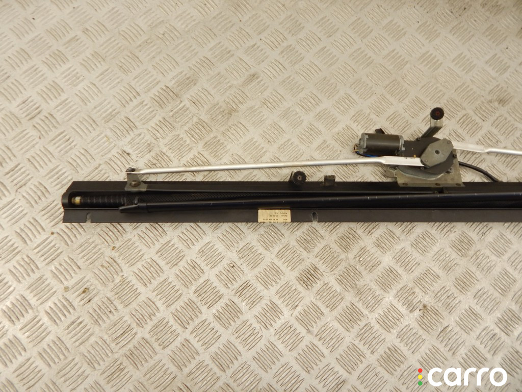 51468176169, 8176169, 51468218175, 8218175 Шторка заднего стекла BMW 5-series (E39) 2002г. - фото №2