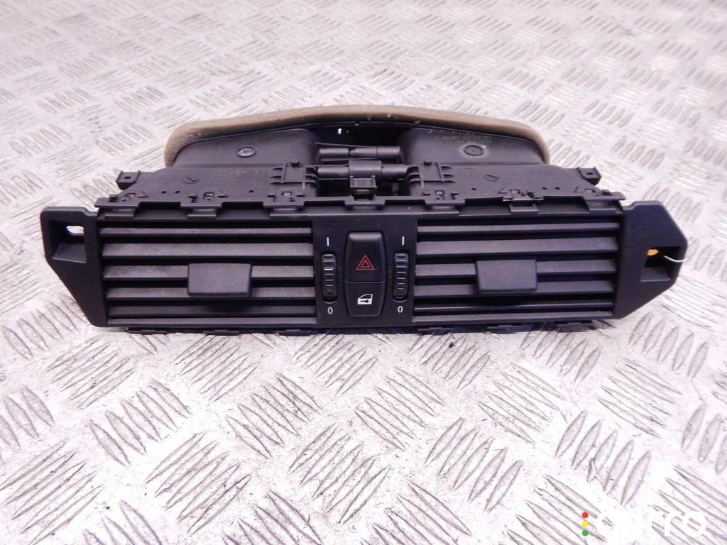 6910734, 64226910734 Дефлектор обдува салона BMW X5-series (E70) 2009г. - фото №1