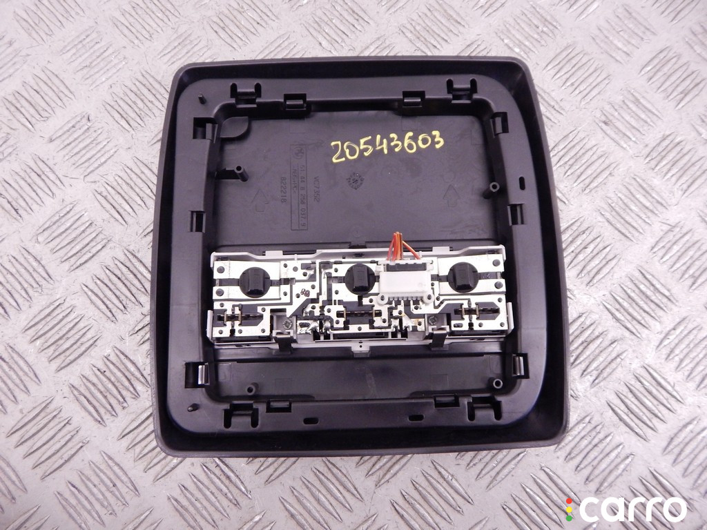 63318379908, 8379908, 63316962056, 6962056 Фонарь салона (плафон) BMW X5-series (E53) 2005г. - фото №4
