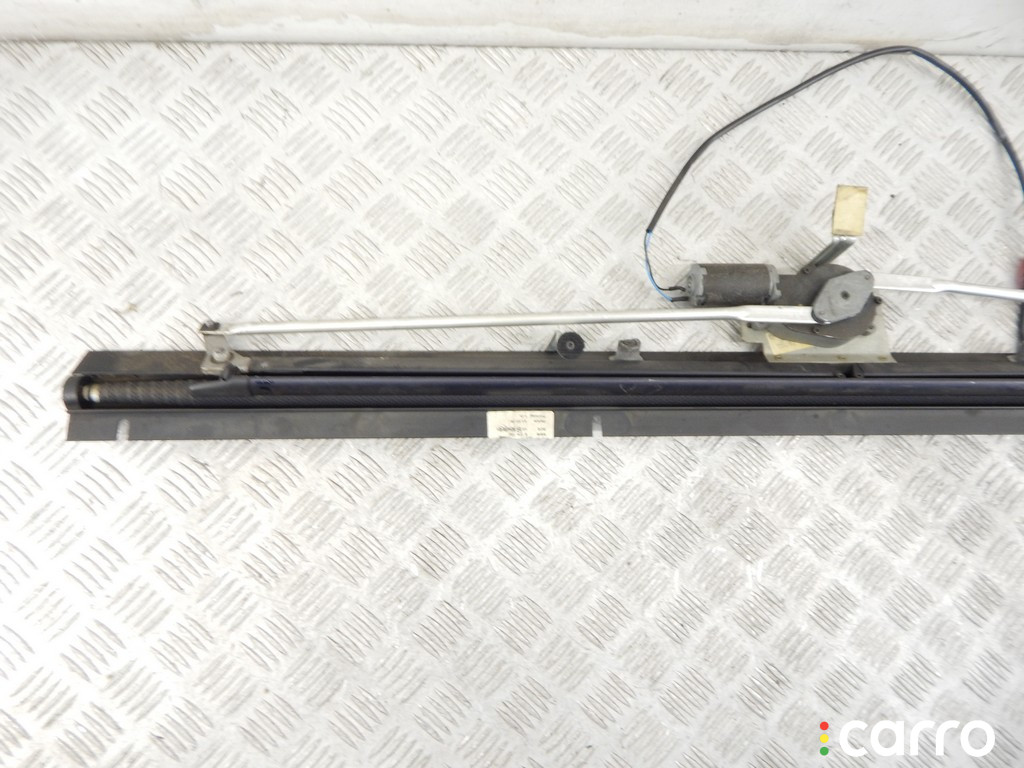 51468176169, 8176169, 51468218175, 8218175 Шторка заднего стекла BMW 5-series (E39) 1999г. - фото №3