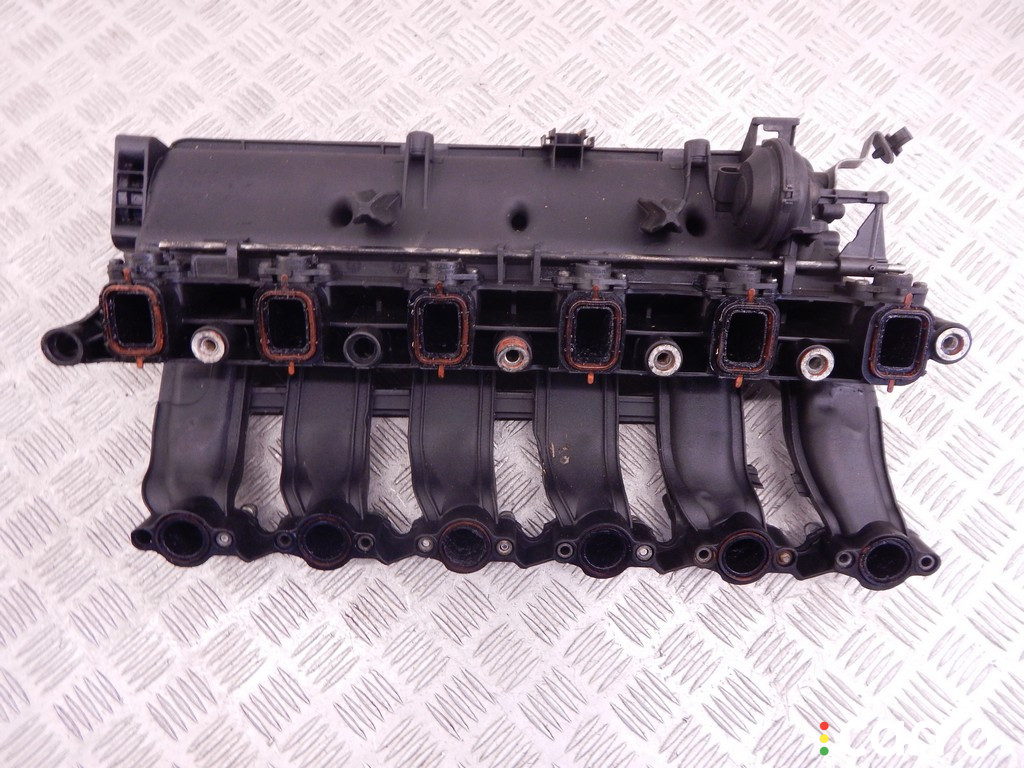 7785554, 11617789329, 7789329, 11617785554 Коллектор впускной BMW 5-series (E39) 2002г. - фото №3