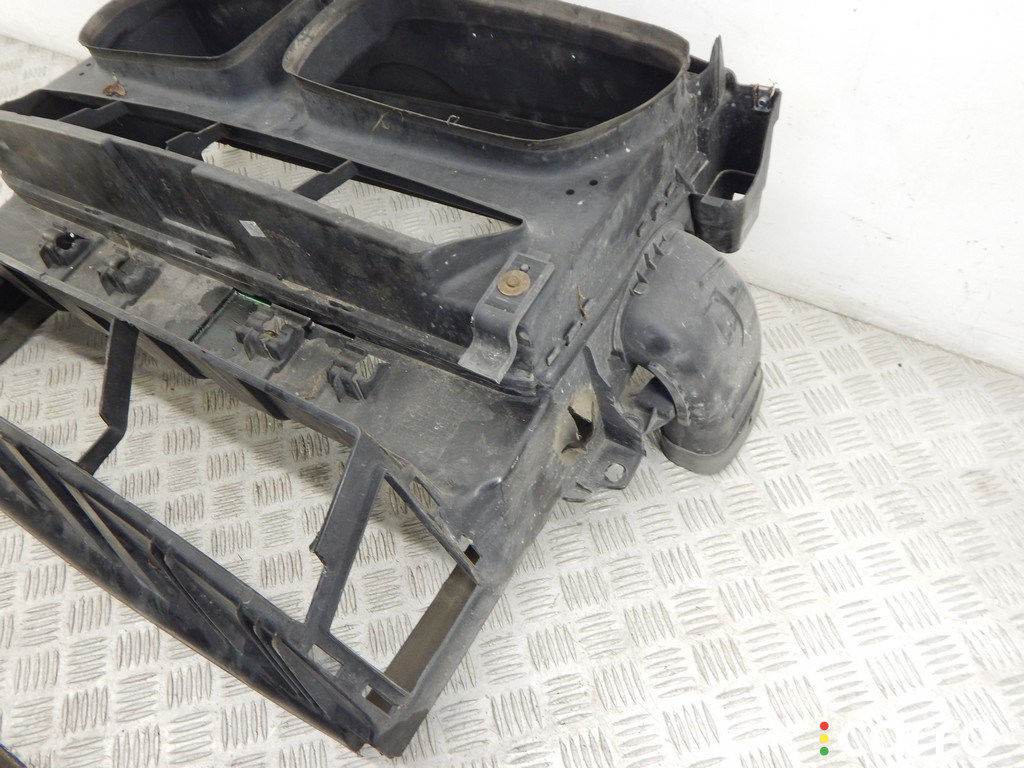 51747210476, 7210476 Воздухозаборник BMW X3-series (F25) 2010г. - фото №4