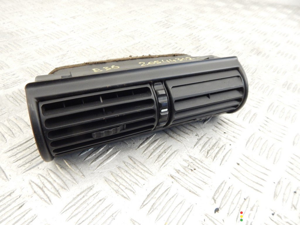64228390216, 8390216 Дефлектор обдува салона BMW 3-series (E36) 1997г. - фото №2