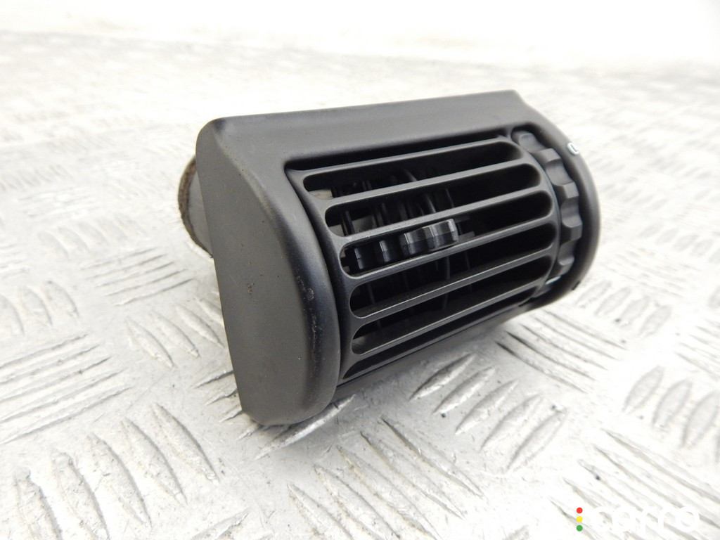 64228390218, 8390218 Дефлектор обдува салона BMW 3-series (E36) 2000г. - фото №1