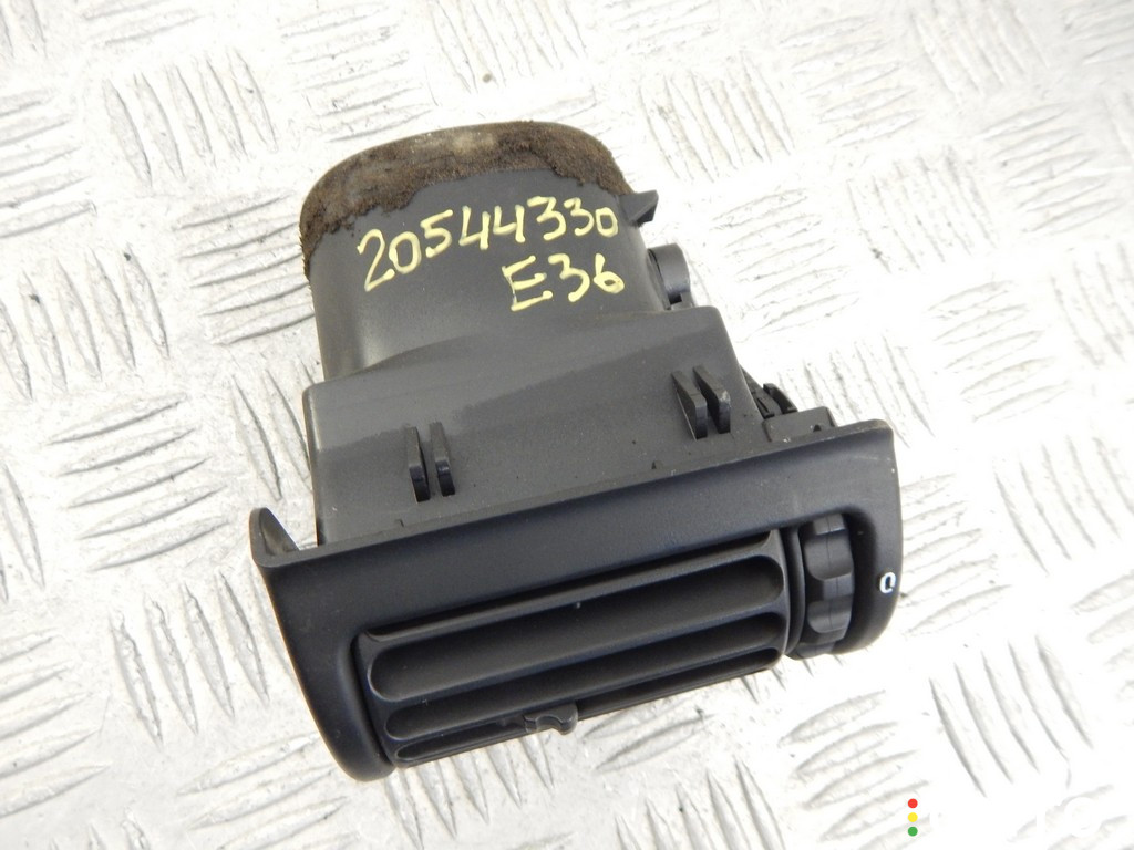 64228390218, 8390218 Дефлектор обдува салона BMW 3-series (E36) 2000г. - фото №2