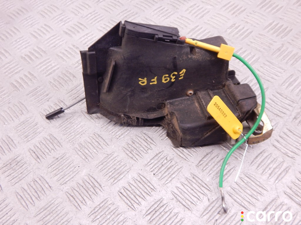 51218235104, 8235104, 51218166250, 8166250 Замок двери передней правой BMW 5-series (E39) 1999г. - фото №1