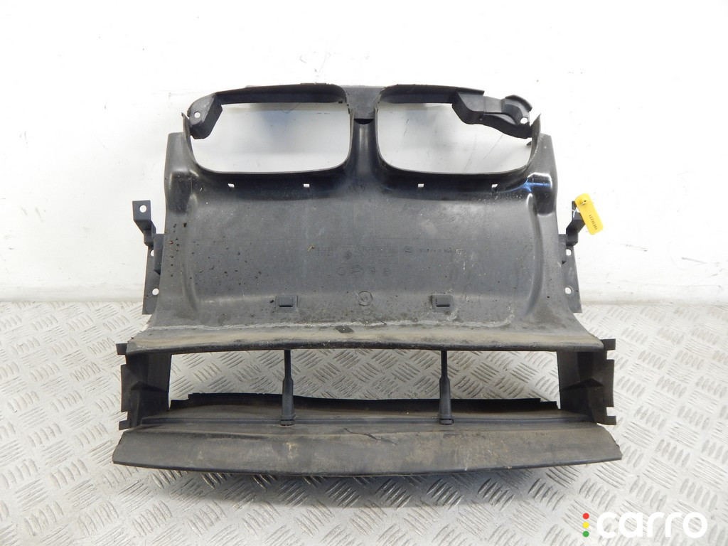 8202831, 51718202831 Воздухозаборник BMW 3-series (E46) 2002г. - фото №1