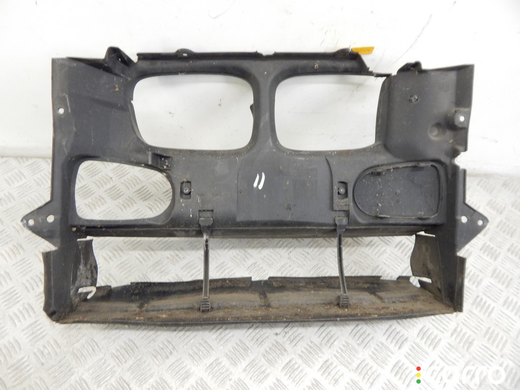 8159959, 51718159959, 51717049918, 7049918 Воздухозаборник BMW 5-series (E39) 1997г. - фото №4