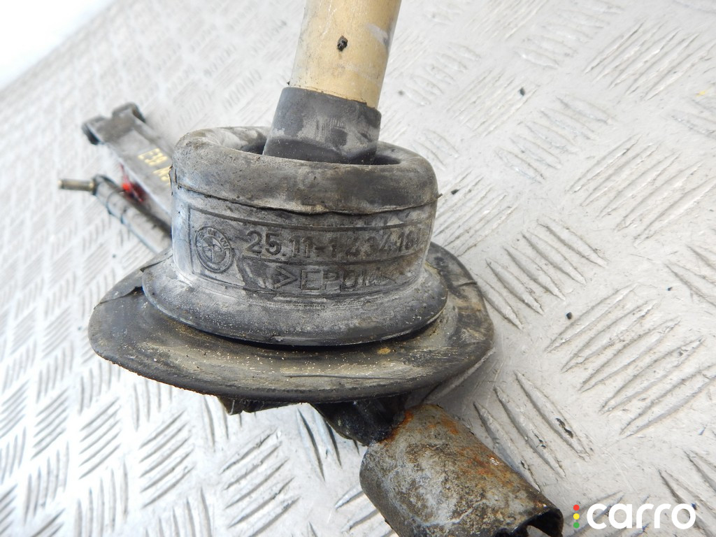 13717521030, 7521030, 13717521036, 7521036 Корпус воздушного фильтра BMW 5-series (E60/61) 2004г. - фото №1