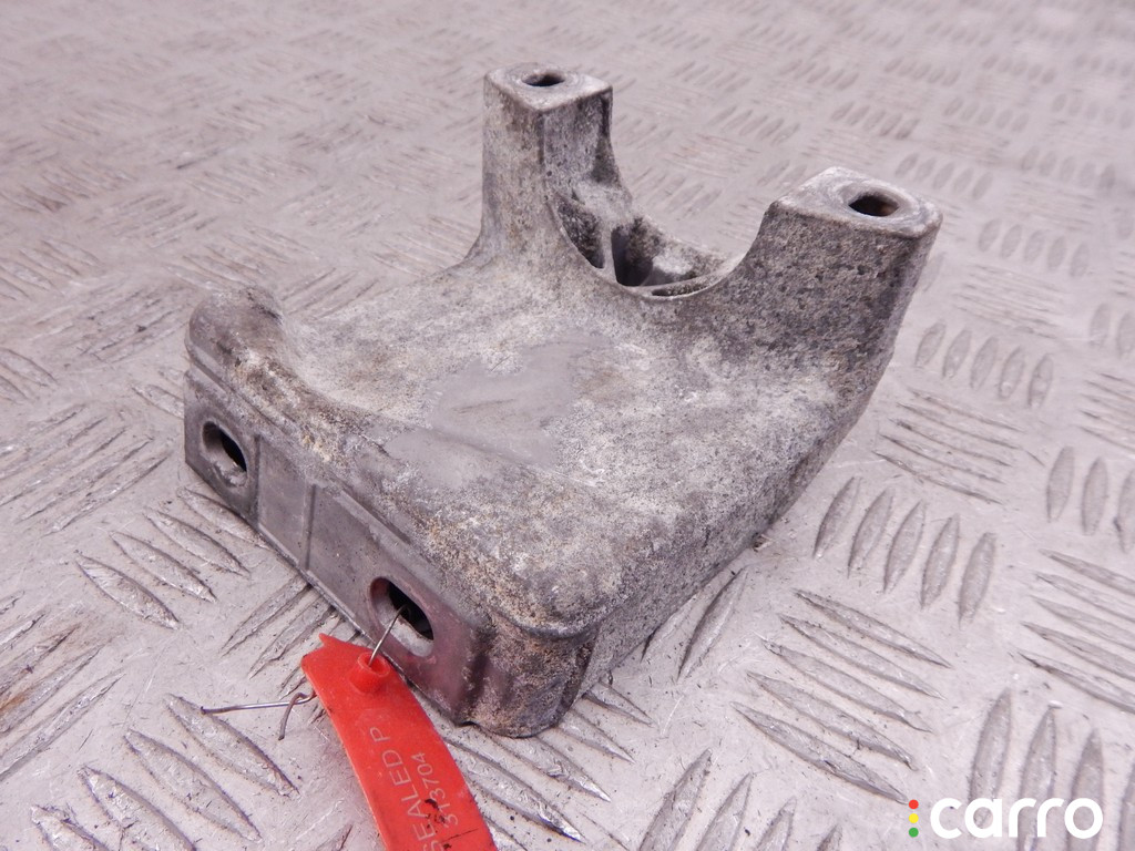 51617010593, 7010593 Кронштейн BMW 5-series (E60/61) 2005г. - фото №1