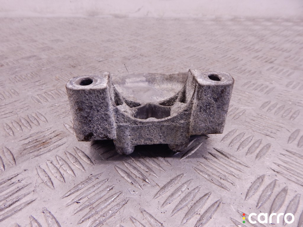 51617010593, 7010593 Кронштейн BMW 5-series (E60/61) 2005г. - фото №2