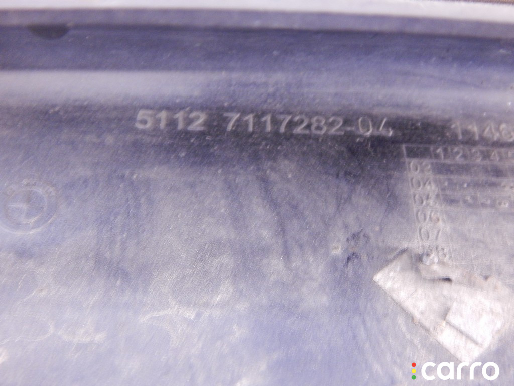 51127117282, 7117282 Заглушка (решетка) в бампер задний BMW 5-series (E60/61) 2005г. - фото №3