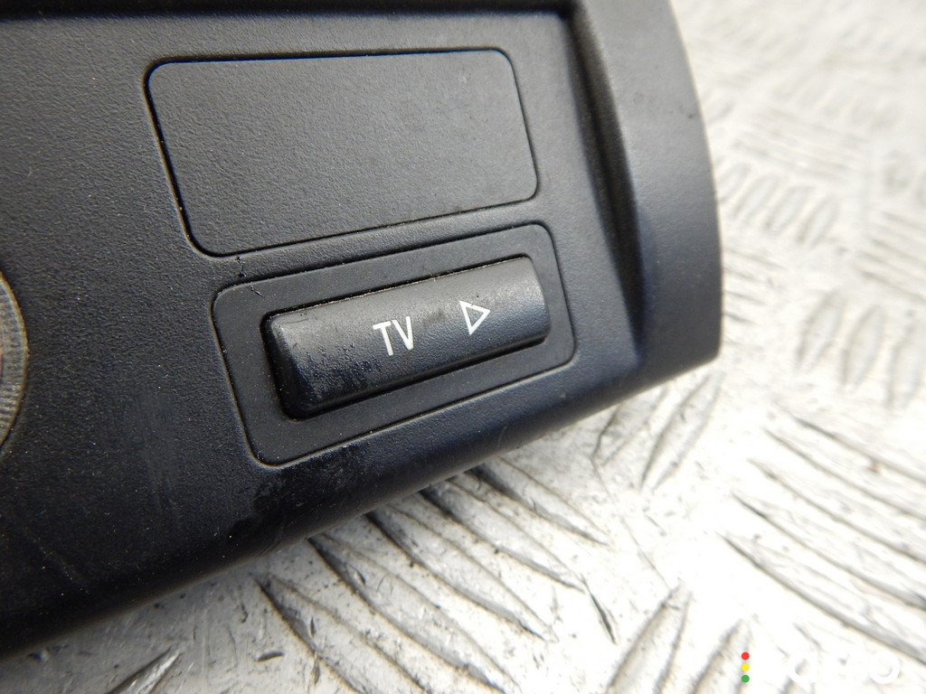 64228370911, 8370911 Дефлектор обдува салона BMW X5-series (E53) 2006г. - фото №3