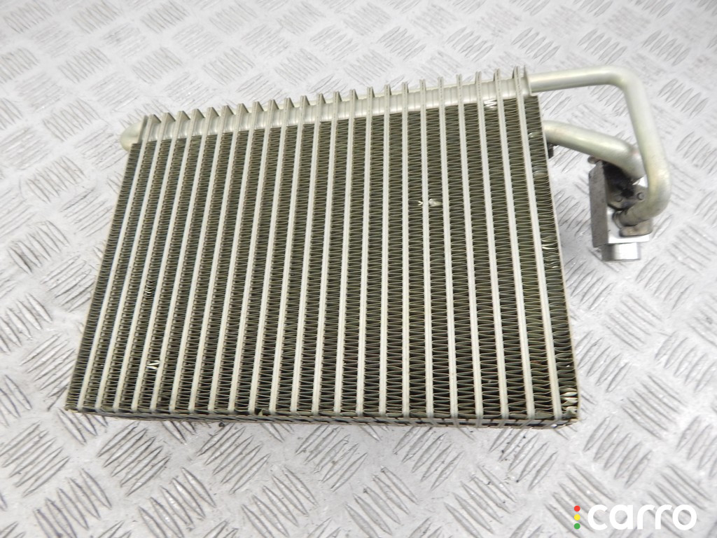 64119135744, 9135744, 64118384251, 8384251 Испаритель кондиционера BMW X3-series (E83) 2005г. - фото №2