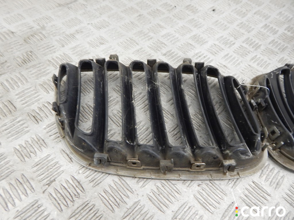 51137113734, 7113734 Решетка радиатора BMW X5-series (E53) 2006г. - фото №4