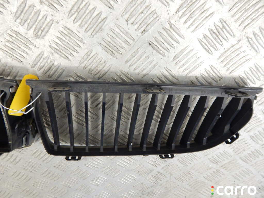 51137120008, 7120008 Решетка радиатора BMW 3-series (E90/91/92) 2006г. - фото №6