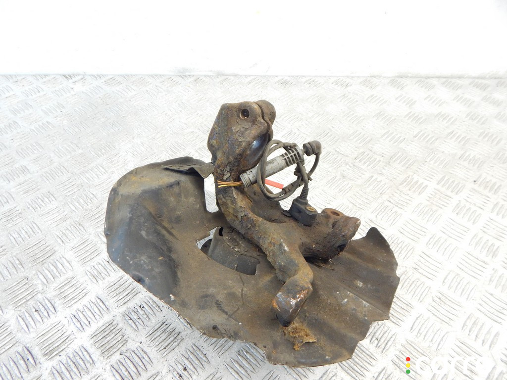 31211096430, 1096430, 31211095198, 1095198 Ступица передняя правая BMW 3-series (E46) 1999г. - фото №5