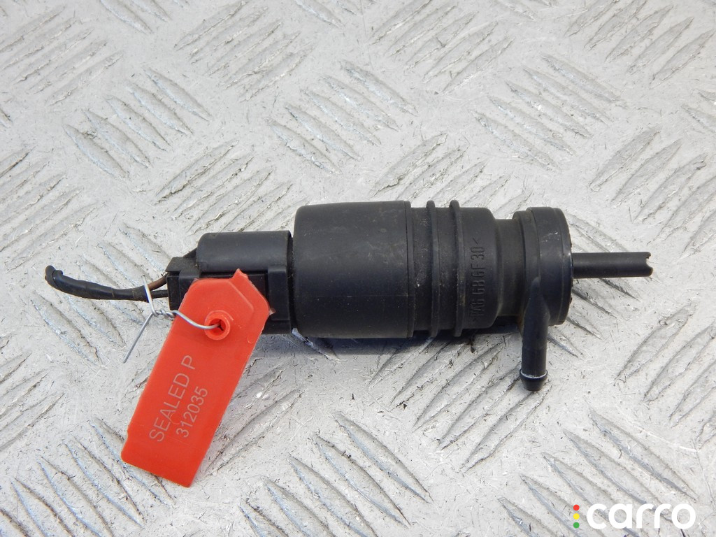 8362154, 8377612, 67128377612, 67128362154, 67120154873, 0154873 Насос (моторчик) омывателя стекла BMW 3-series (E46) 2001г. - фото №1