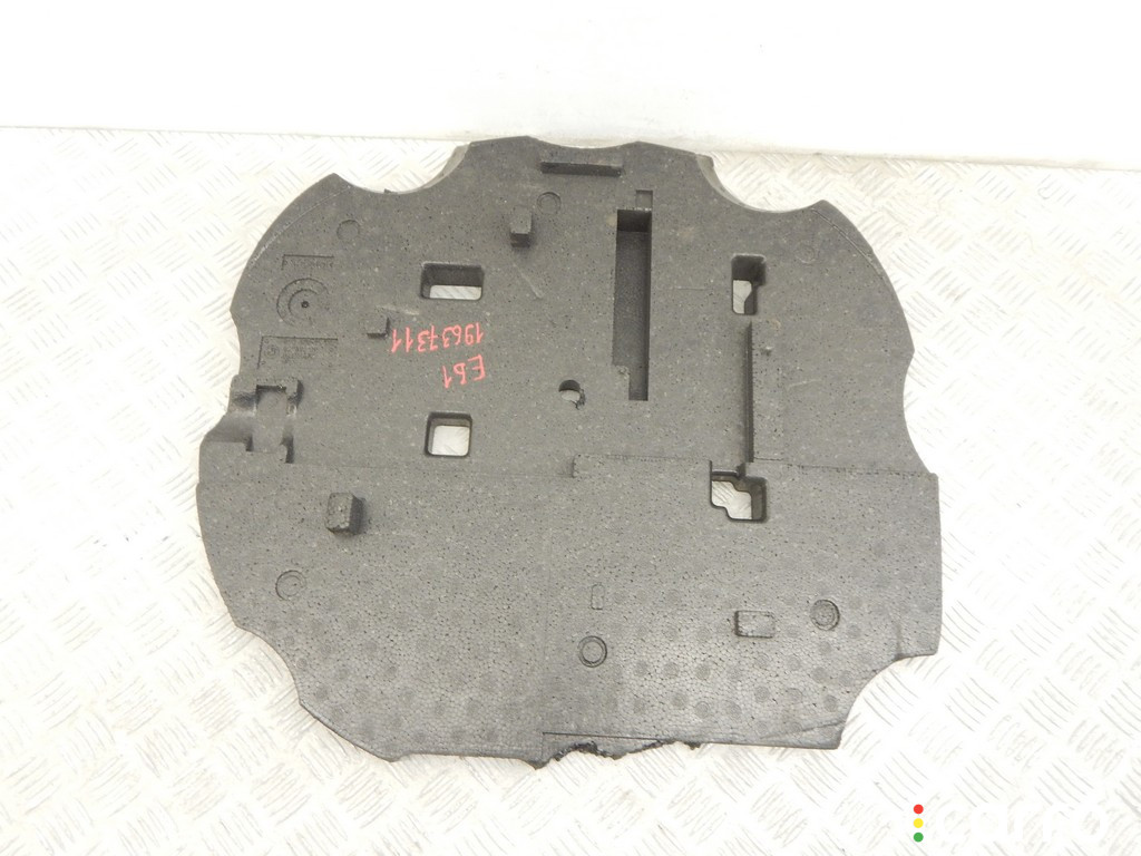 65126916989, 6916989, 65129120134, 9120134 Пластик багажника BMW 5-series (E60/61) 2004г. - фото №1