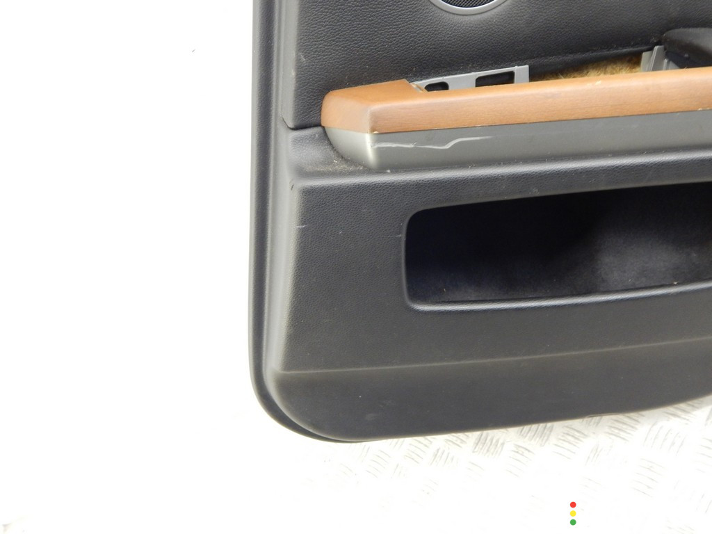 51427038708, 7038708 Обшивка двери задней правой (дверная карта) BMW 7-series (E65/66) 2005г. - фото №5