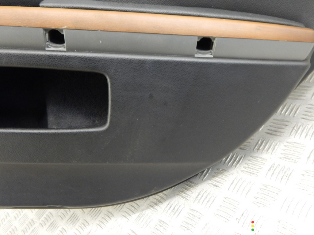 51427038708, 7038708 Обшивка двери задней правой (дверная карта) BMW 7-series (E65/66) 2005г. - фото №6