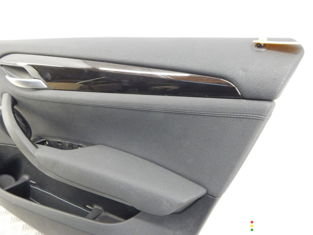 Обшивка двери передней правой (дверная карта) BMW X1-series (E84) 2014г. - фото №4