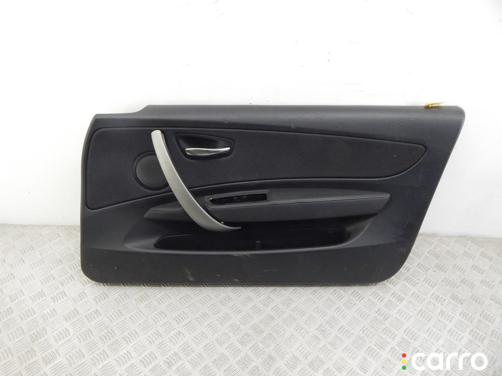 Обшивка двери передней правой (дверная карта) BMW 1-series (E87) 2009г. - фото №1