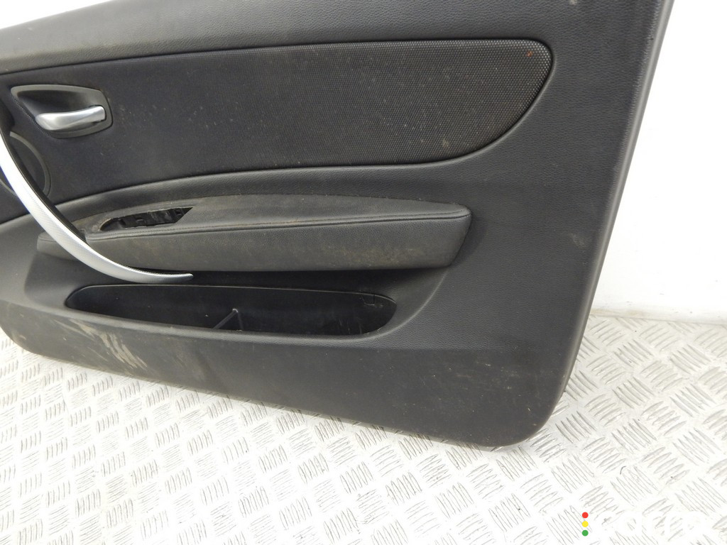 51419121240, 9121240 Обшивка двери передней правой (дверная карта) BMW 1-series (E87) 2009г. - фото №3