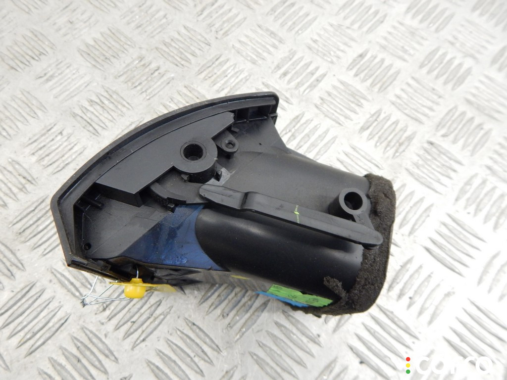 64228402215, 8402215 Дефлектор обдува салона BMW X5-series (E53) 2006г. - фото №2