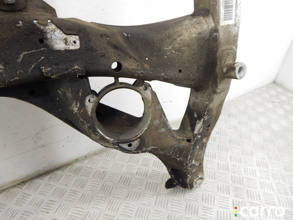 6796693, 31116796693, 31116775762, 6775762 Балка подвески передняя (подрамник) BMW 7-series (F01/02) 2010г. - фото №6