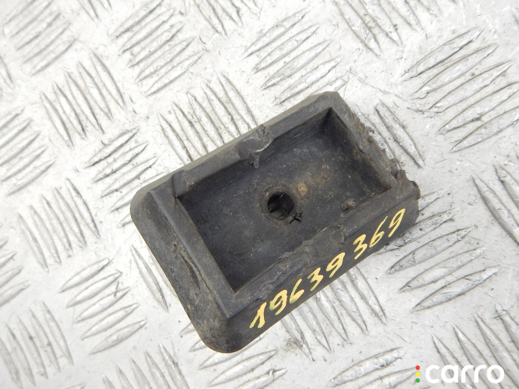 51718204244, 8204244, 51717001650, 7001650 Опора под домкрат (поддомкратная подушка) BMW X5-series (E53) 2005г. - фото №1