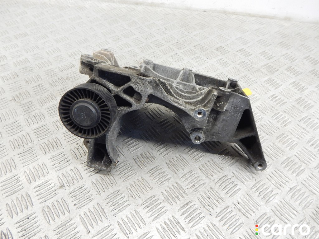 11167802639, 7802639 Кронштейн генератора BMW 1-series (E87) 2009г. - фото №1