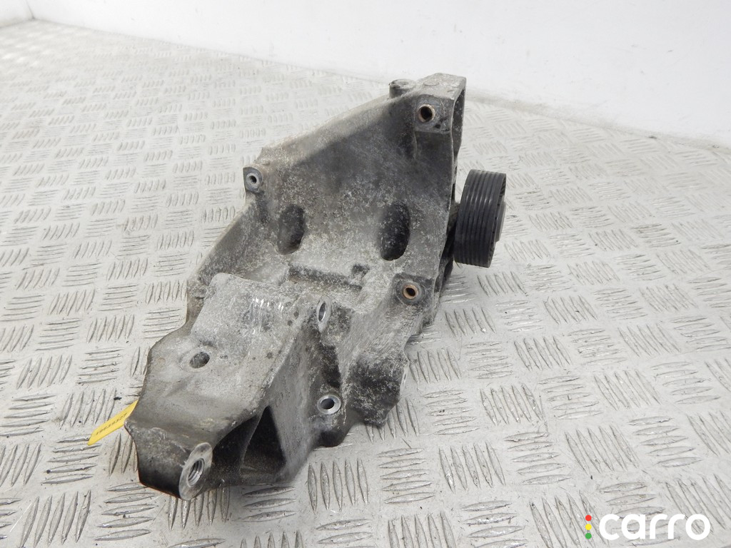 11167802639, 7802639 Кронштейн генератора BMW 1-series (E87) 2009г. - фото №6